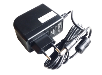 Steckernetzteil 12V 2A